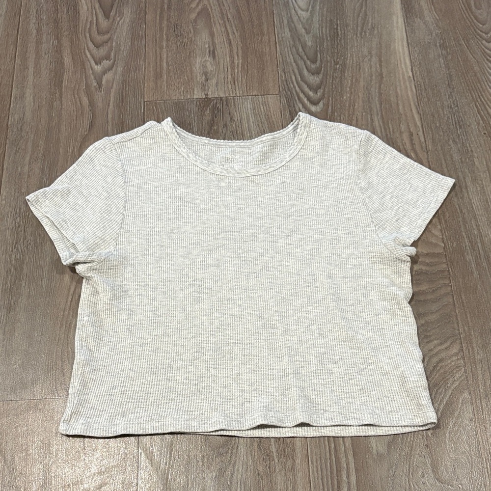 Aerie Light Gray Waffle Knit Crop Tshirt